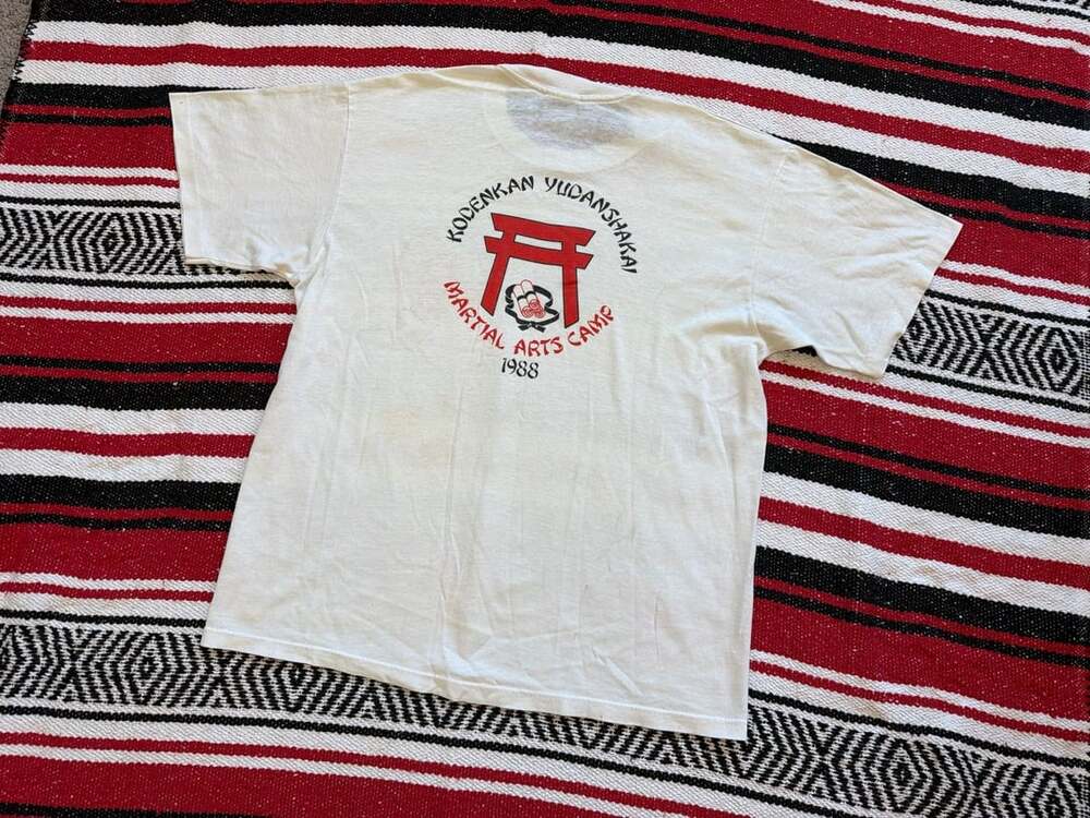 Vintage 1988 Martial Arts Camp Cropped T-Shirt Sz Large